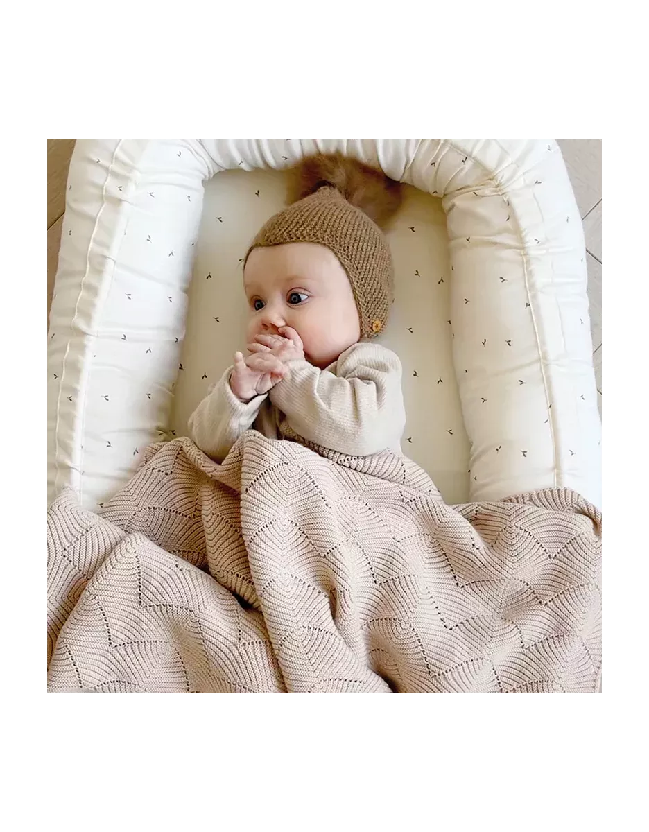 Couverture bébé en tricot à festons bio - Almond - Cam Cam Copenhagen