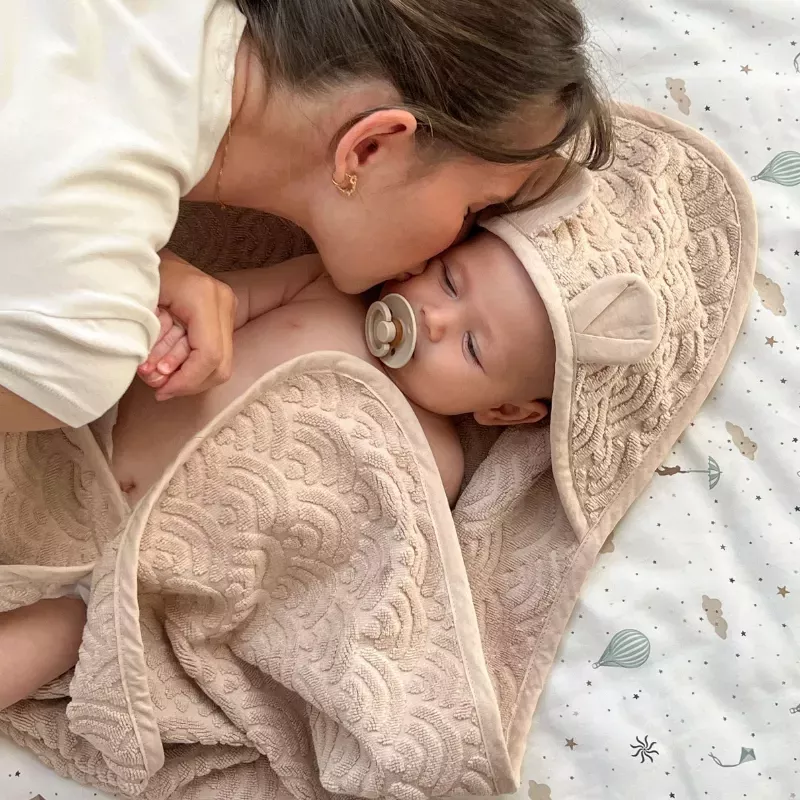 Cape de bain à capuche bébé coton bio - Almond - Cam Cam Copenhagen